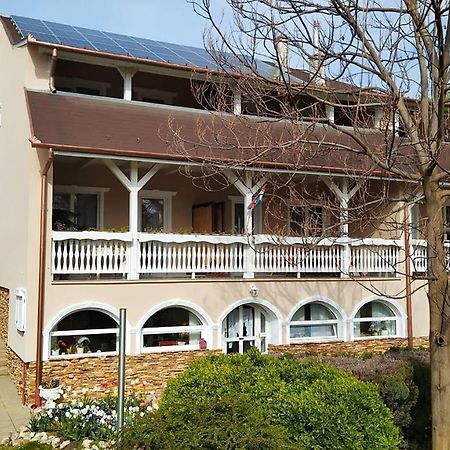 Nemeth Apartmanok Zalakaros Exterior foto